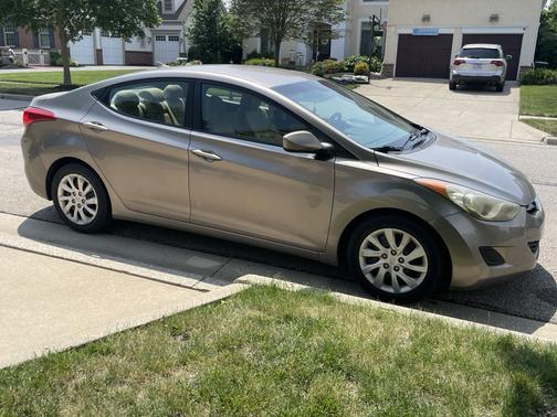 2011 Hyundai ELANTRA GLS