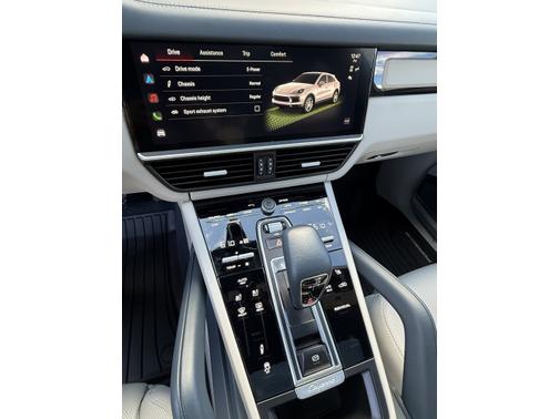 2022 Porsche Cayenne Cayenne E-Hybrid Platinum Edition