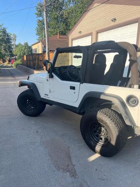 White 2005 Jeep Wrangler X