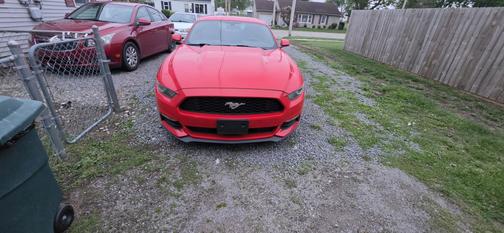 Red 2015 Ford Mustang V6