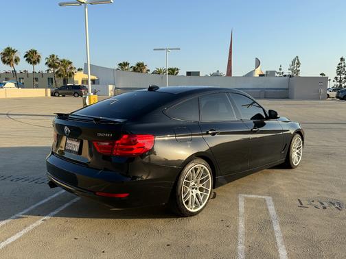 Black 2016 BMW 328 Gran Turismo i xDrive SULEV