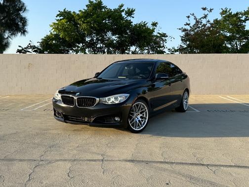 Black 2016 BMW 328 Gran Turismo i xDrive SULEV