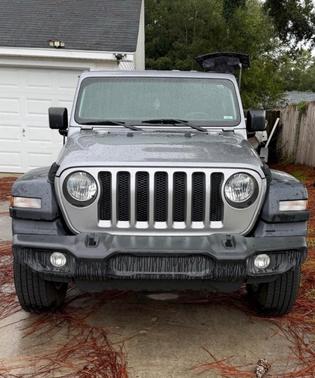 Silver 2018 Jeep Wrangler Unlimited Sport
