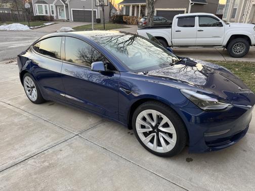 2021 Tesla Model 3 Standard Range Plus
