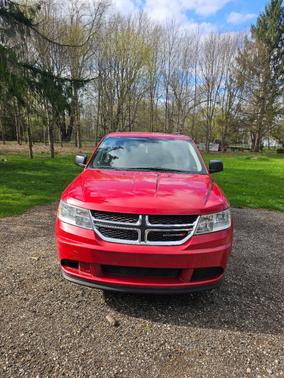 Red 2017 Dodge Journey SE