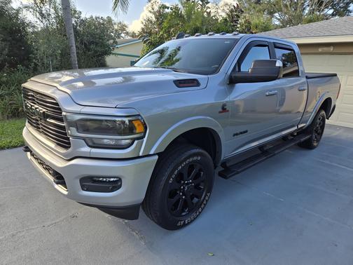 2022 RAM 3500 Laramie