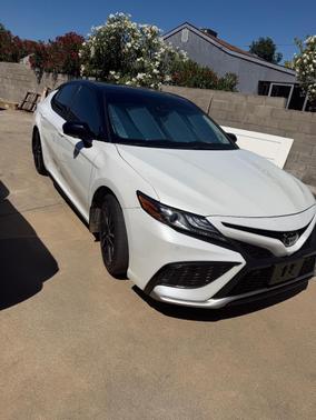 White 2024 Toyota Camry XSE V6
