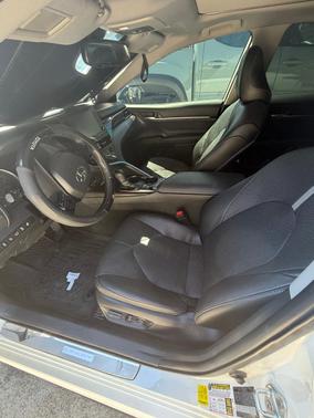 White 2024 Toyota Camry XSE V6