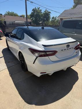 White 2024 Toyota Camry XSE V6