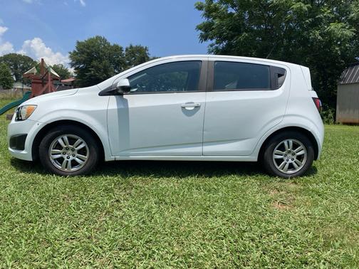 2012 Chevrolet Sonic 2LS