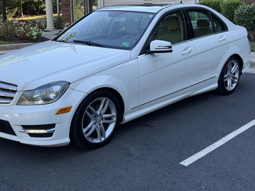 White 2012 Mercedes-Benz C-Class C 300 4MATIC Luxury