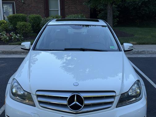 White 2012 Mercedes-Benz C-Class C 300 4MATIC Luxury