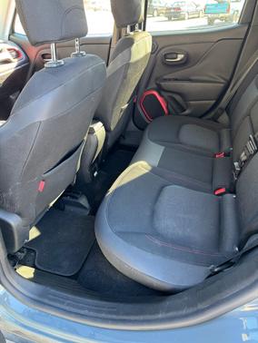 2015 Jeep Renegade Trailhawk