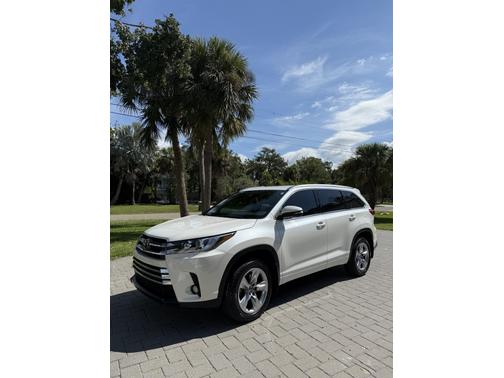 2017 Toyota Highlander Limited