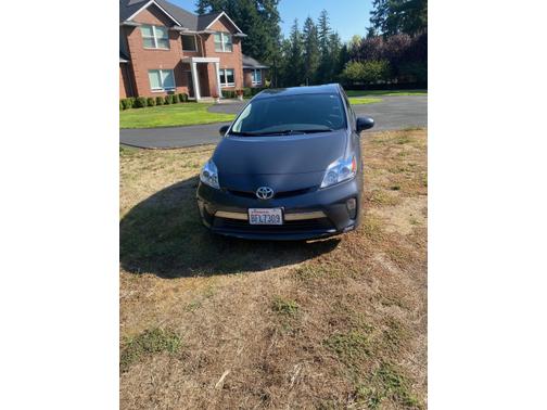2014 Toyota Prius Plug-in Base