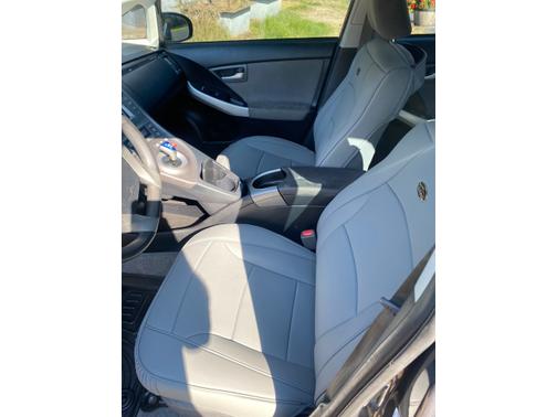 2014 Toyota Prius Plug-in Base