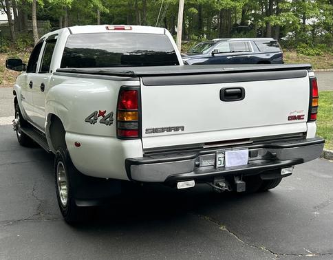 White 2002 GMC Sierra 3500 SLE