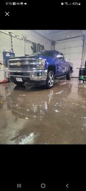 Photo 2 of 13 of 2015 Chevrolet Silverado 2500 LTZ