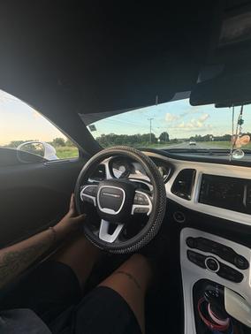 White 2016 Dodge Challenger SXT