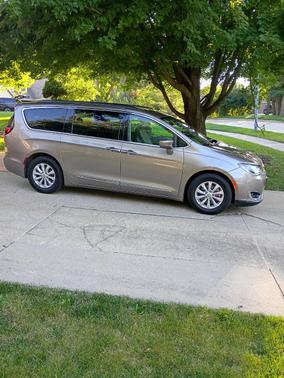 Beige 2017 Chrysler Pacifica Touring-L
