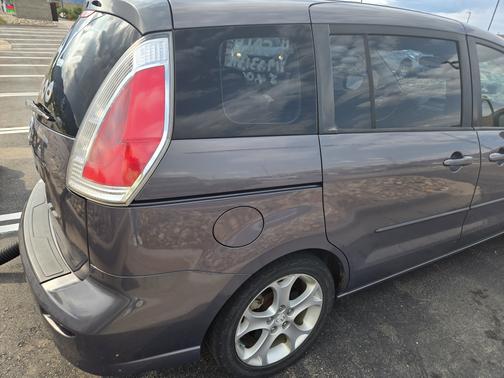 2009 Mazda Mazda5 Sport