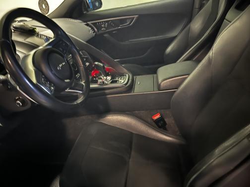 2018 Jaguar F-TYPE 296HP