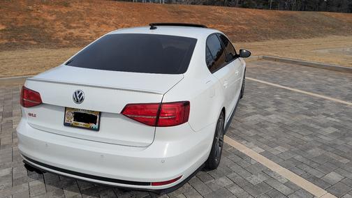 White 2017 Volkswagen Jetta GLI