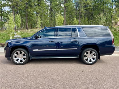 2020 Cadillac Escalade ESV Luxury