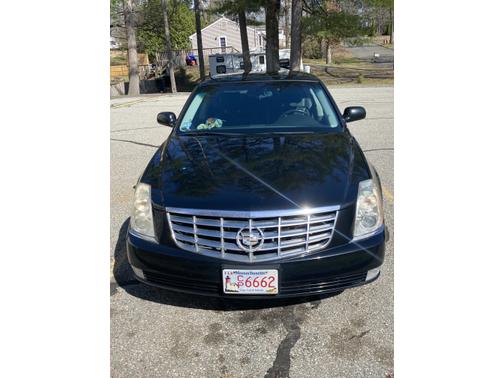 2010 Cadillac DTS Base