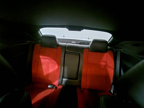 White 2017 Dodge Challenger GT