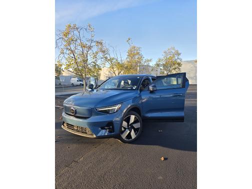 2022 Volvo C40 Recharge Pure Electric P8 Ultimate