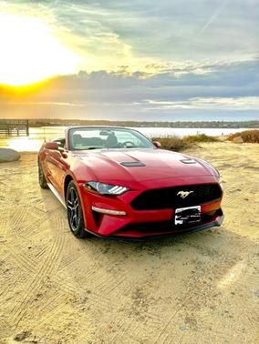 2020 Ford Mustang EcoBoost