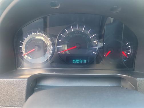 Photo 4 of 13 of 2012 Ford Fusion SEL