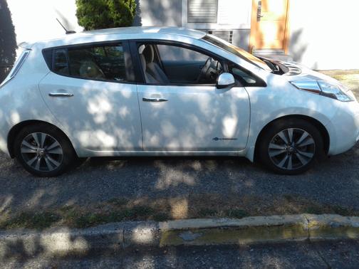 2017 Nissan Leaf SV