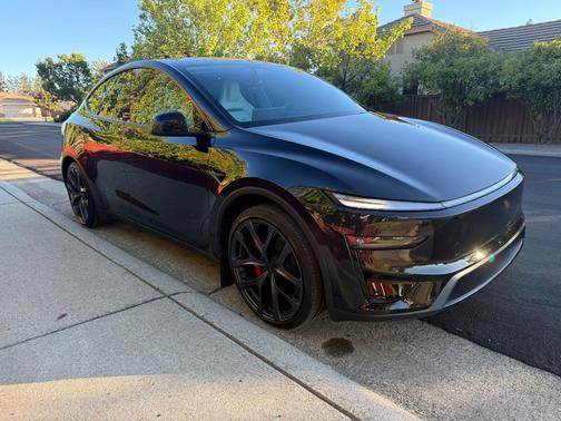 Black 2026 Tesla Model Y Performance AWD
