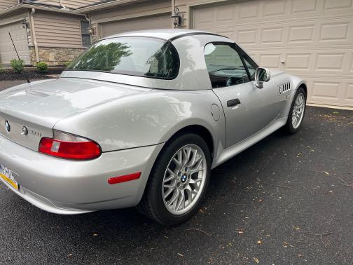 2002 BMW Z3 3.0i Roadster