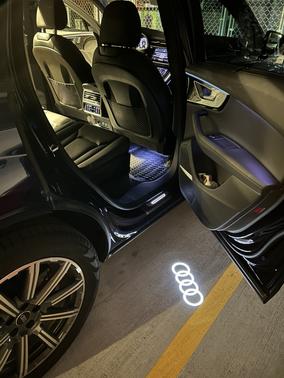 2024 Audi Q7 45 Premium Plus