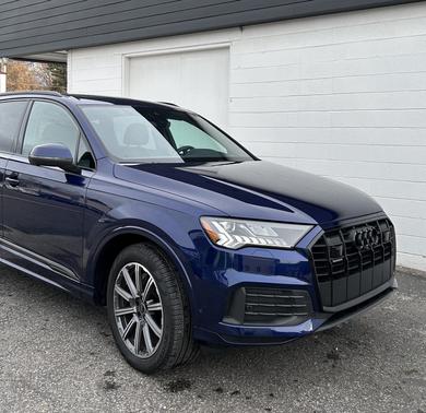 2024 Audi Q7 45 Premium Plus