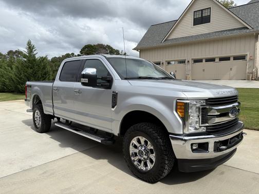 2017 Ford F-250 XLT