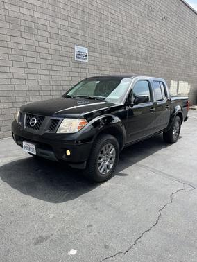 Black 2012 Nissan Frontier SV