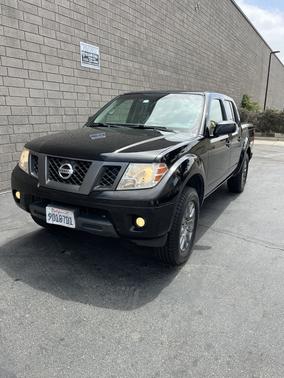 Black 2012 Nissan Frontier SV