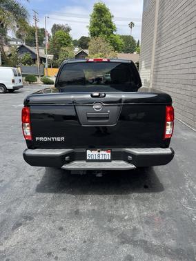 Black 2012 Nissan Frontier SV