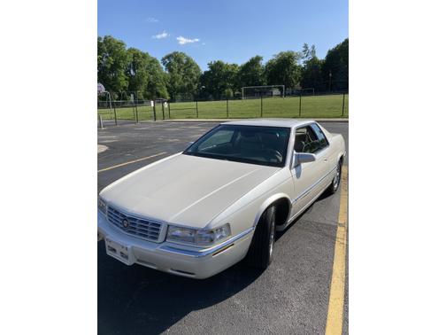 Photo 1 of 9 of 1999 Cadillac Eldorado Base