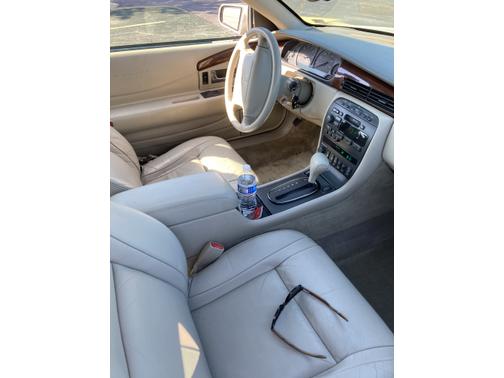 Photo 4 of 9 of 1999 Cadillac Eldorado Base