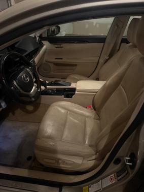 Gold 2013 Lexus ES 350 Base