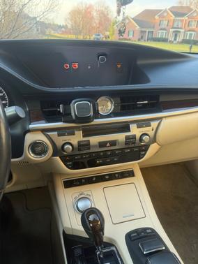 Gold 2013 Lexus ES 350 Base