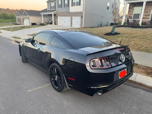 2014 Ford Mustang V6