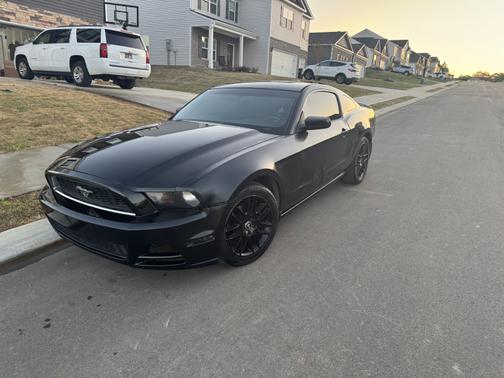 2014 Ford Mustang V6