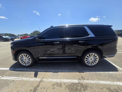 2023 Cadillac Escalade Luxury