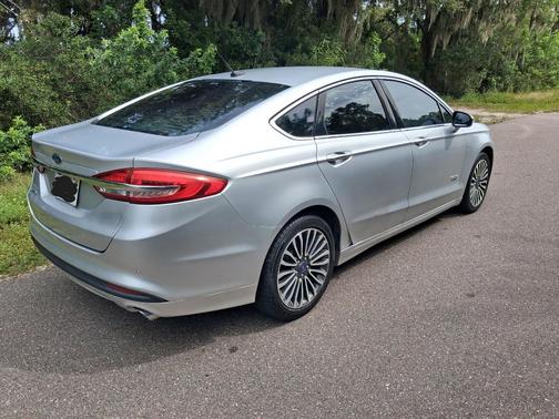 Silver 2018 Ford Fusion Energi SE Luxury